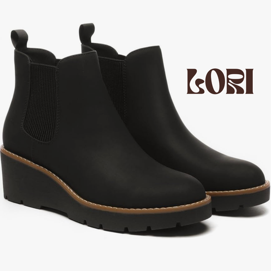 Lori | Botim impermeável com cunha ortopédica
