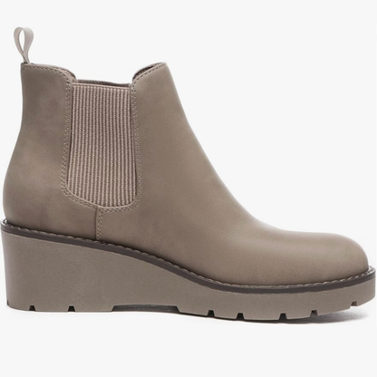 Lori | Botim impermeável com cunha ortopédica